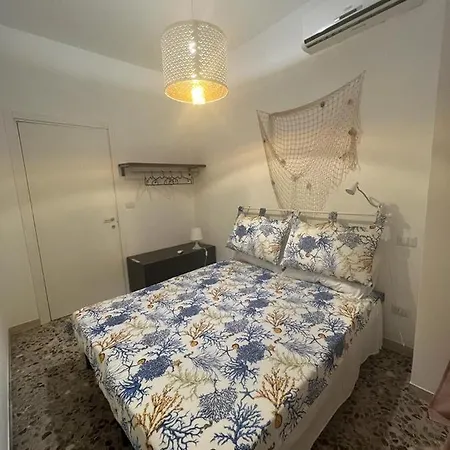 La Casa Di Giovanni بولينيانو آ ماري